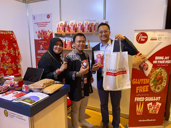 Mbrebes Mili Food sedang berada di pameran